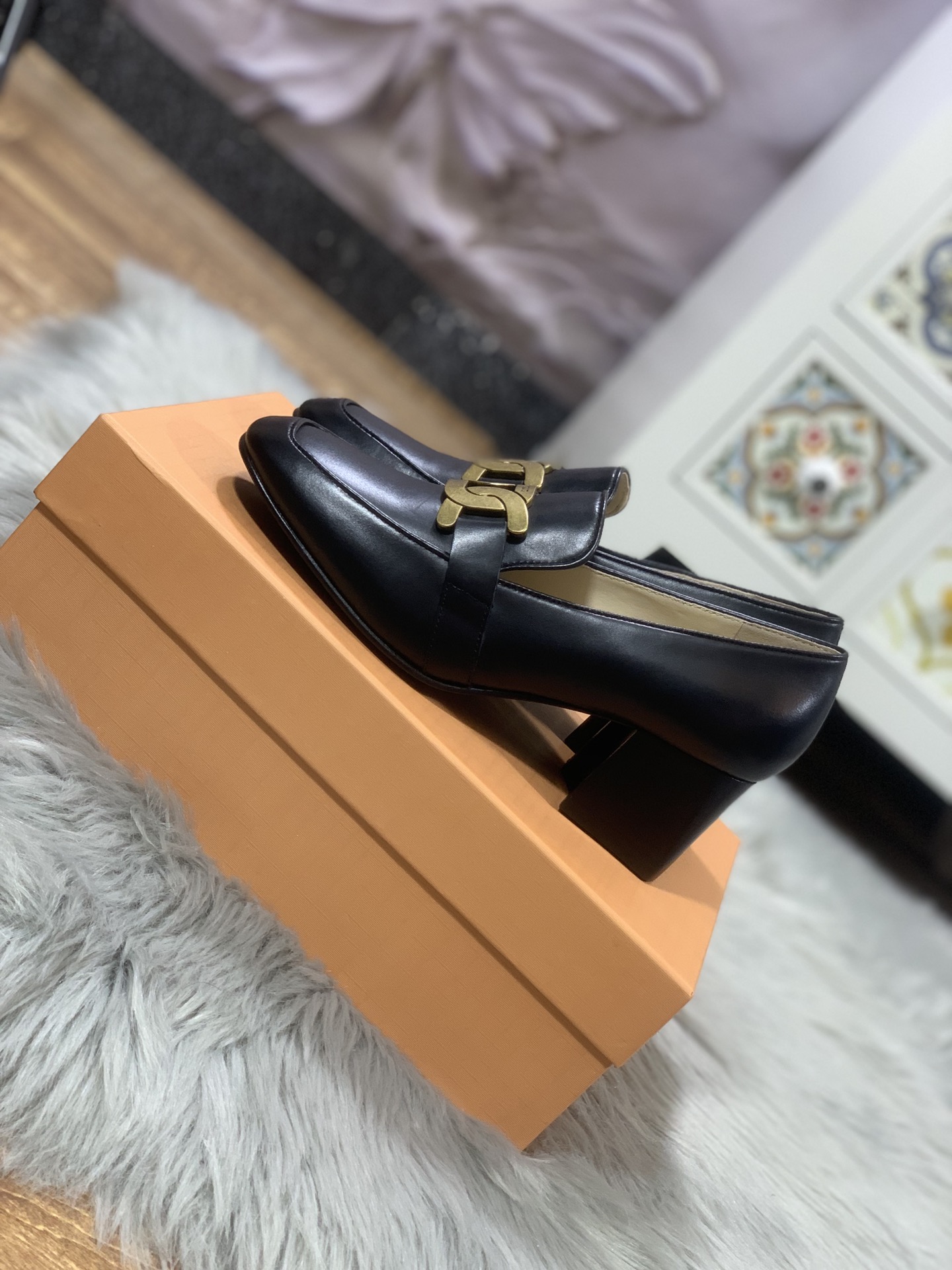 Tod’s Handcrafted Luxury Shoes: Comfortable and Stylish, A Must-Have for Fashionable Women! - 图片 2