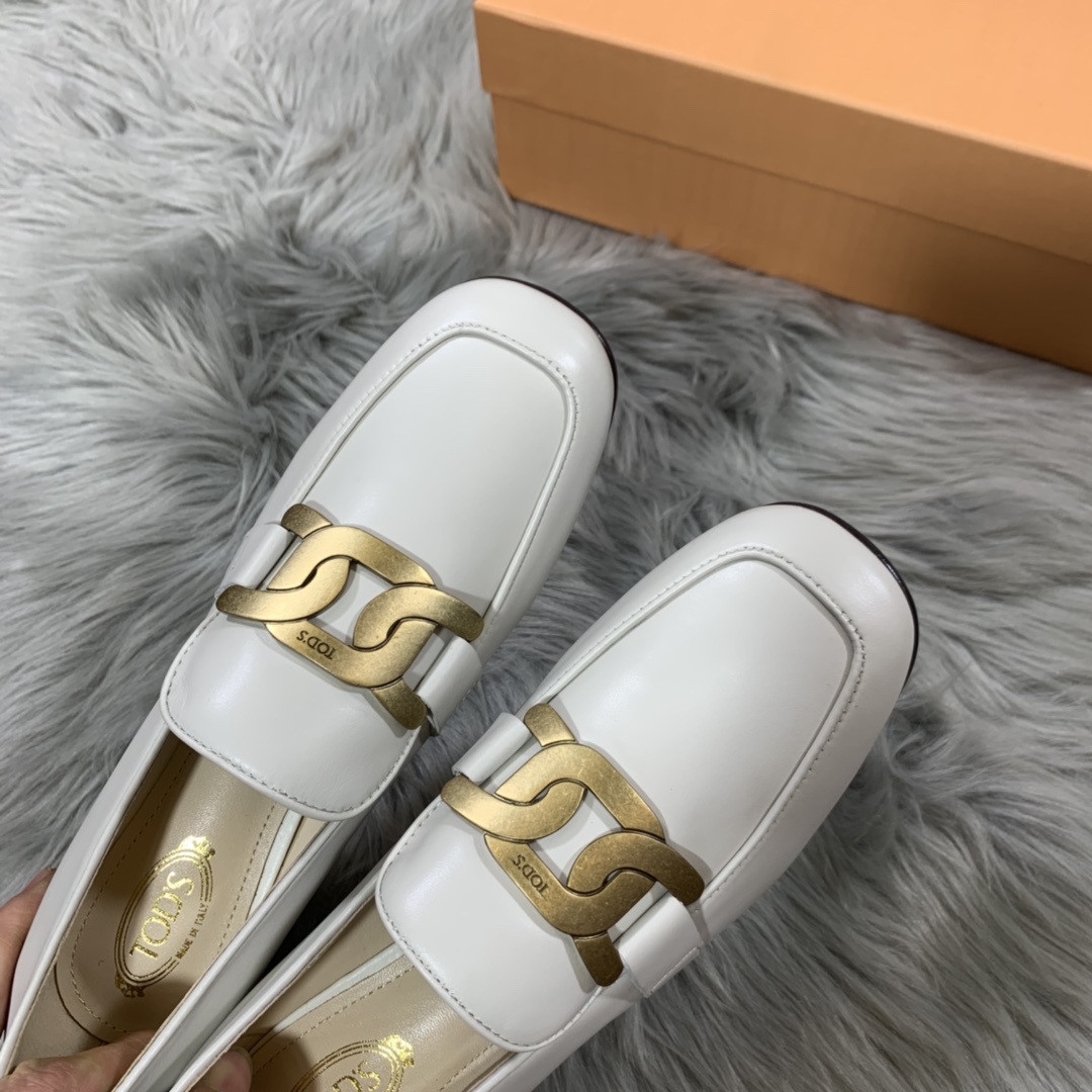 Tod’s High-Quality Handcrafted Women’s Shoes: Comfort and Style in Every Step - 图片 5
