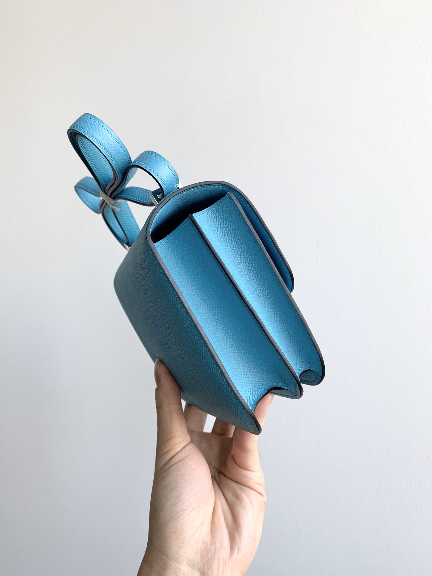 Hermès Constance 19 ep [Northern Blue] Silver Buckle