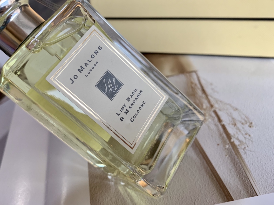 MiniCost Perfume 4