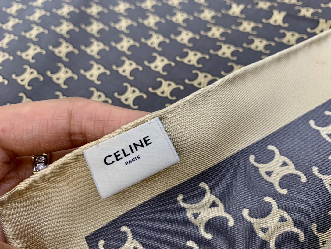 Celine赛琳凯旋门标志Celine triomphe真丝方巾