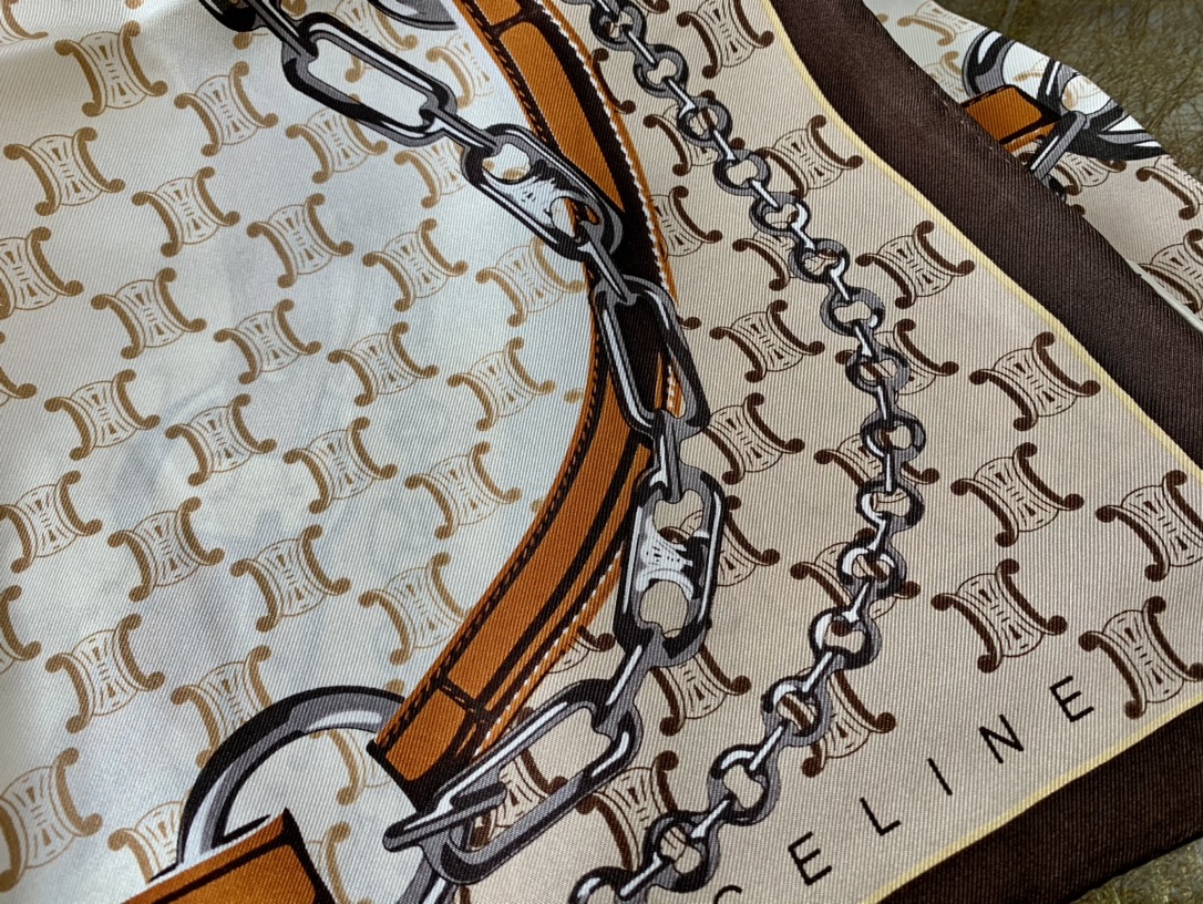 CELINE赛琳凯旋门标志100真丝方巾