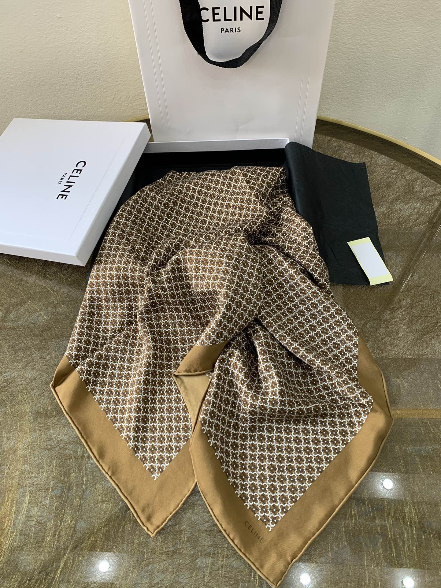 CELINE赛琳凯旋门标志100真丝方巾