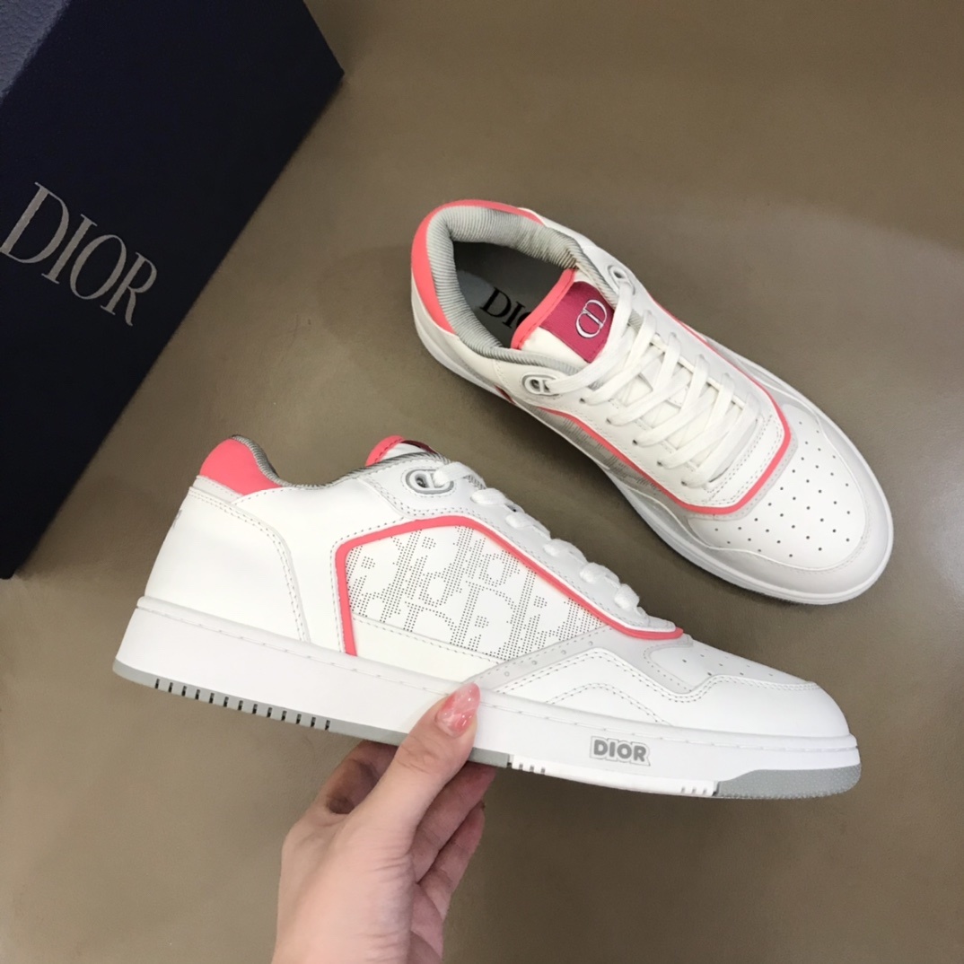 Dior情侣低帮B27休闲运动鞋这款