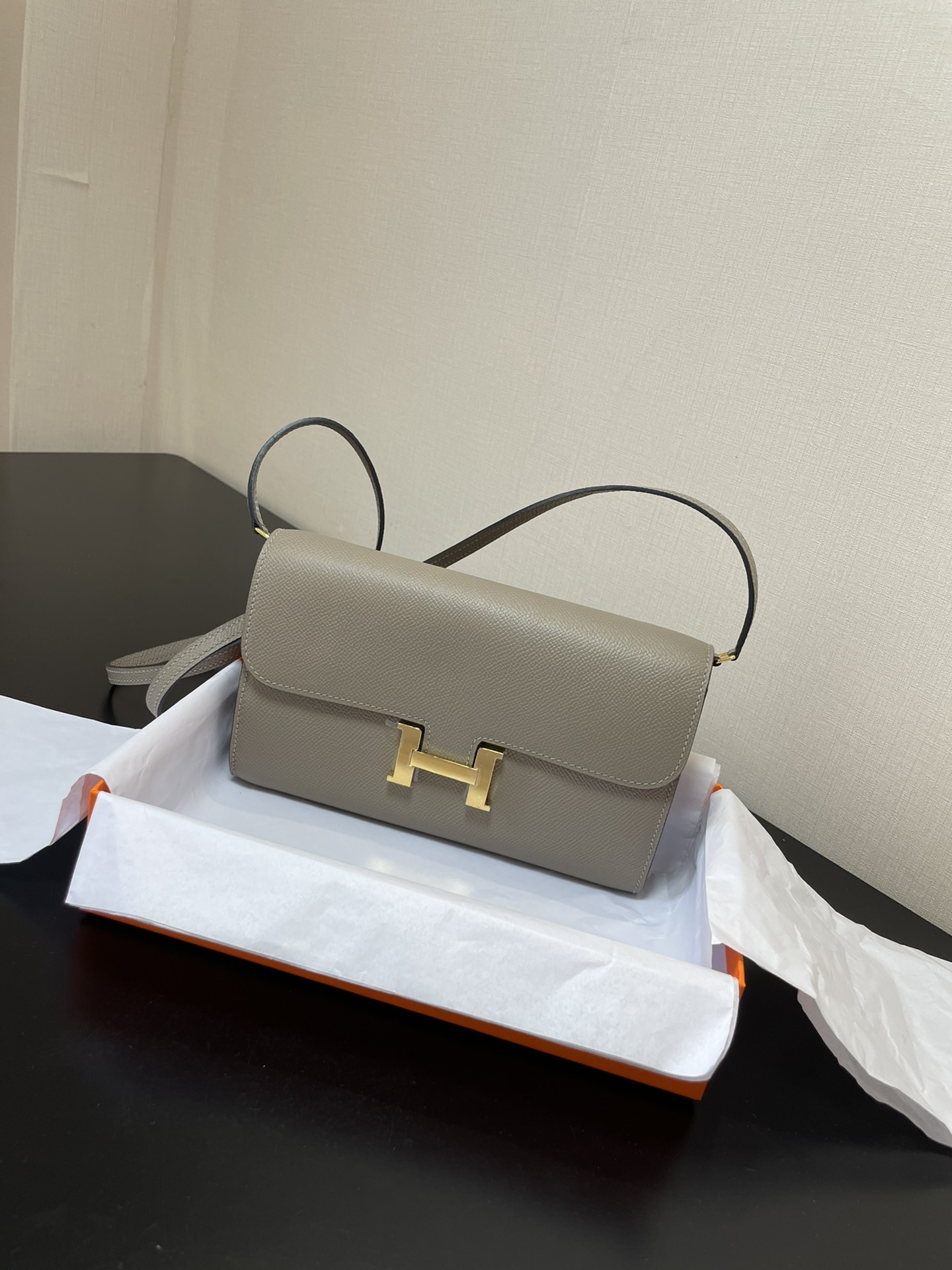 Hermes Constance Crossbody & Shoulder Bags Grey Gold Hardware Epsom