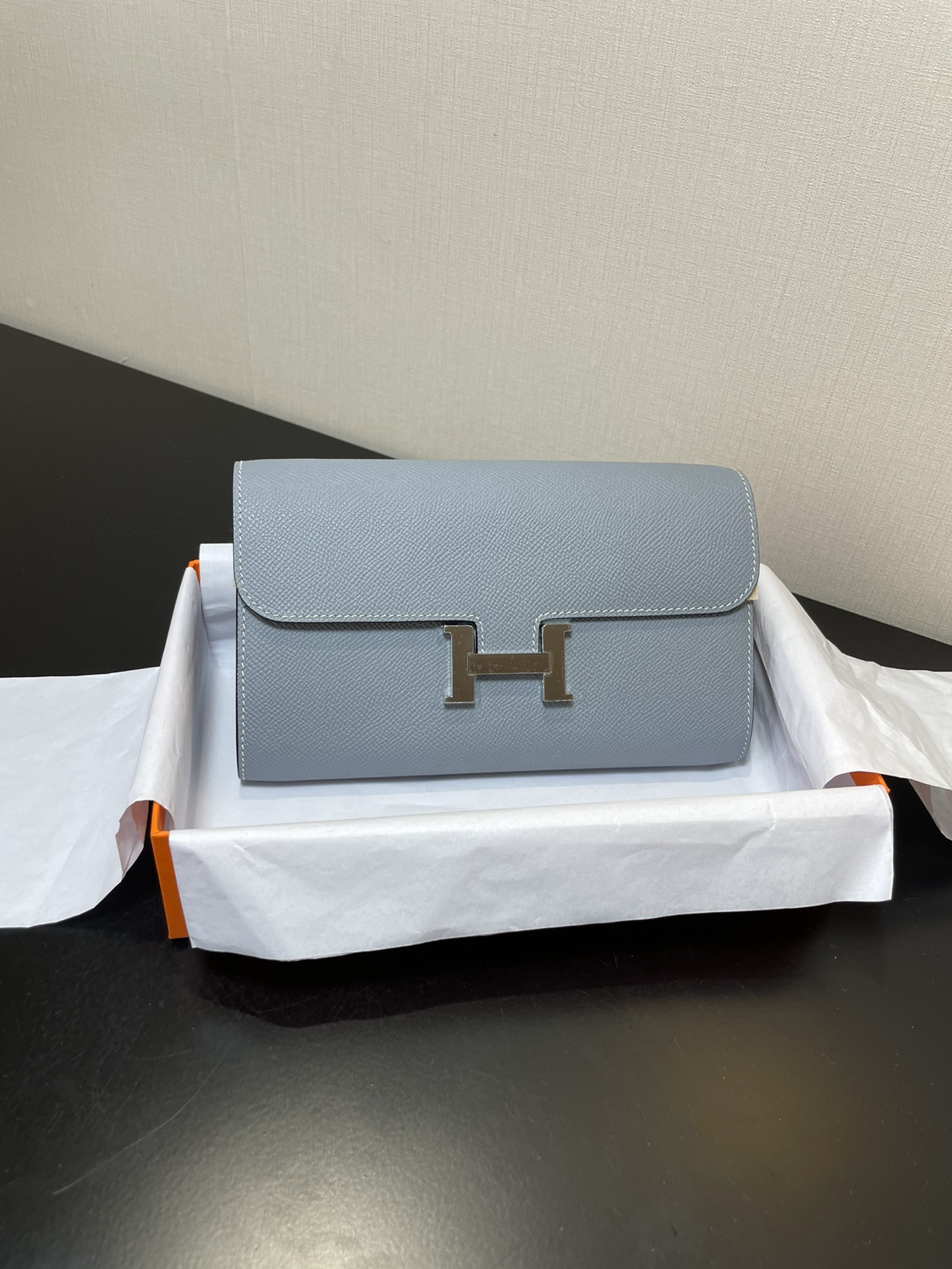 Hermes Constance Crossbody & Shoulder Bags Silver Hardware Epsom Linen