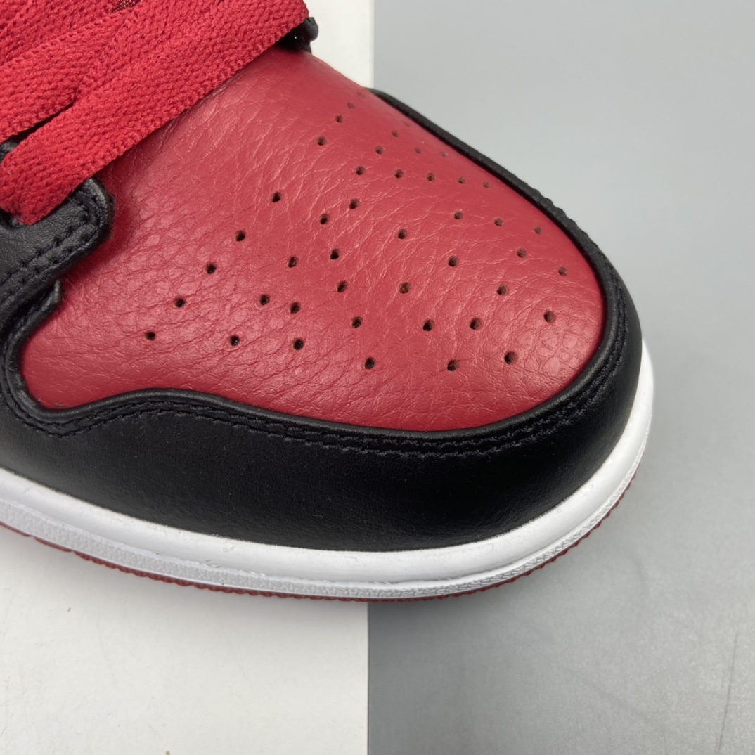 240 Air Jordan 1 Low AJ1低帮时尚休闲板鞋 553558-610