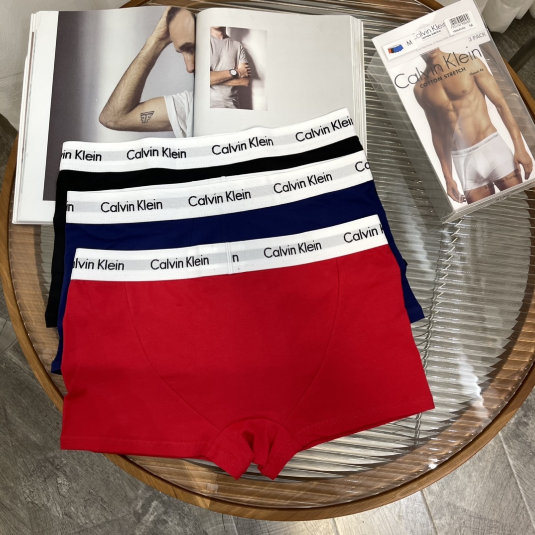 C款男士红色系三条装内裤组合✅工厂跟单，面料95%精梳棉✅颜色组合：黑色，蓝色，红色✅尺码：S,M,L,