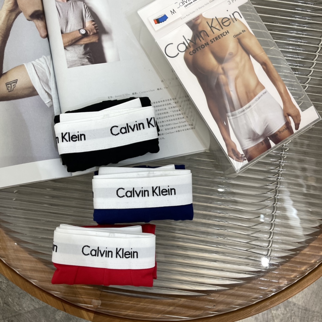 C款男士红色系三条装内裤组合✅工厂跟单，面料95%精梳棉✅颜色组合：黑色，蓝色，红色✅尺码：S,M,L,