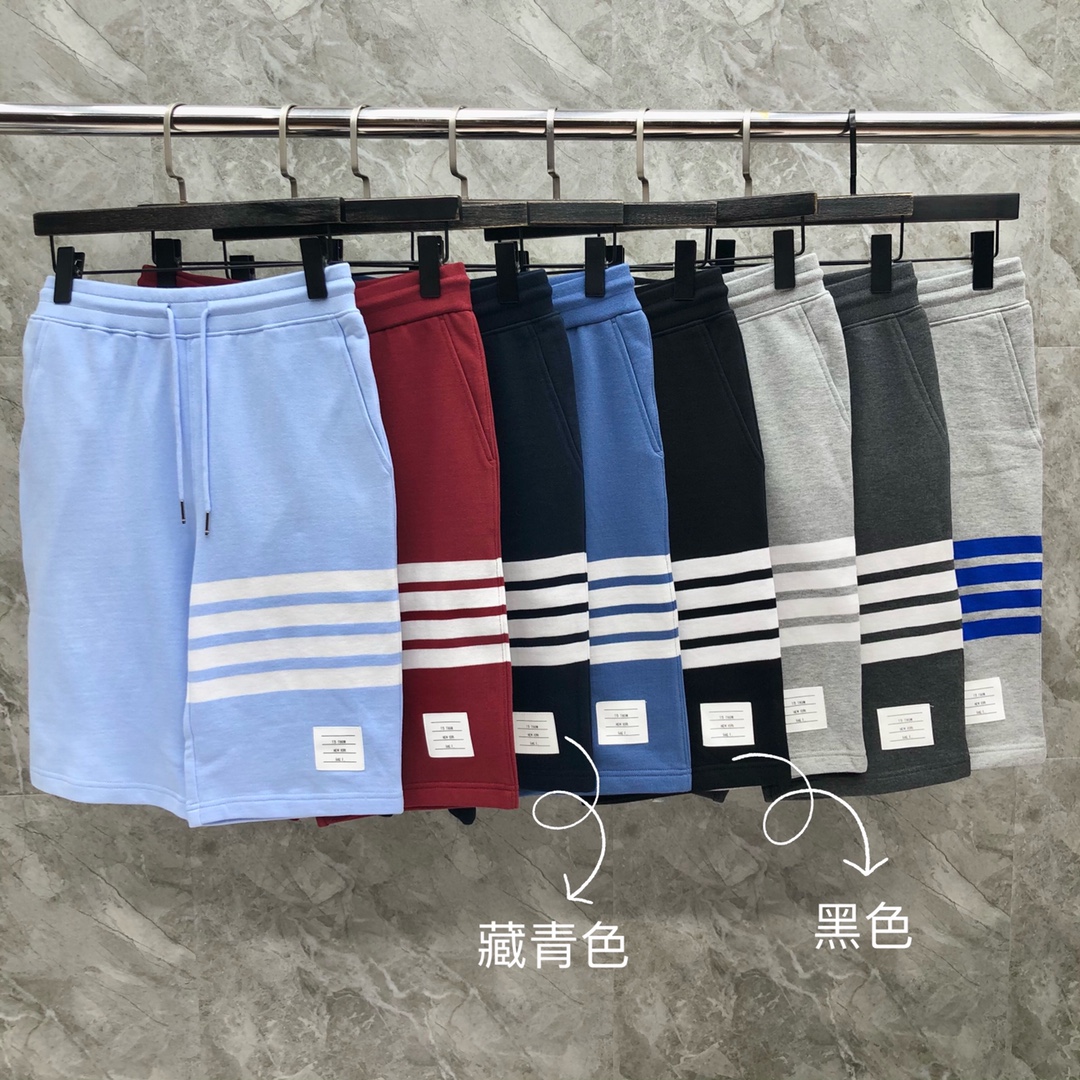 经典款短裤  

码数：00-6  颜色：浅蓝、天蓝、酒红、浅灰、深灰、藏青、黑、蓝杠浅灰、墨绿色