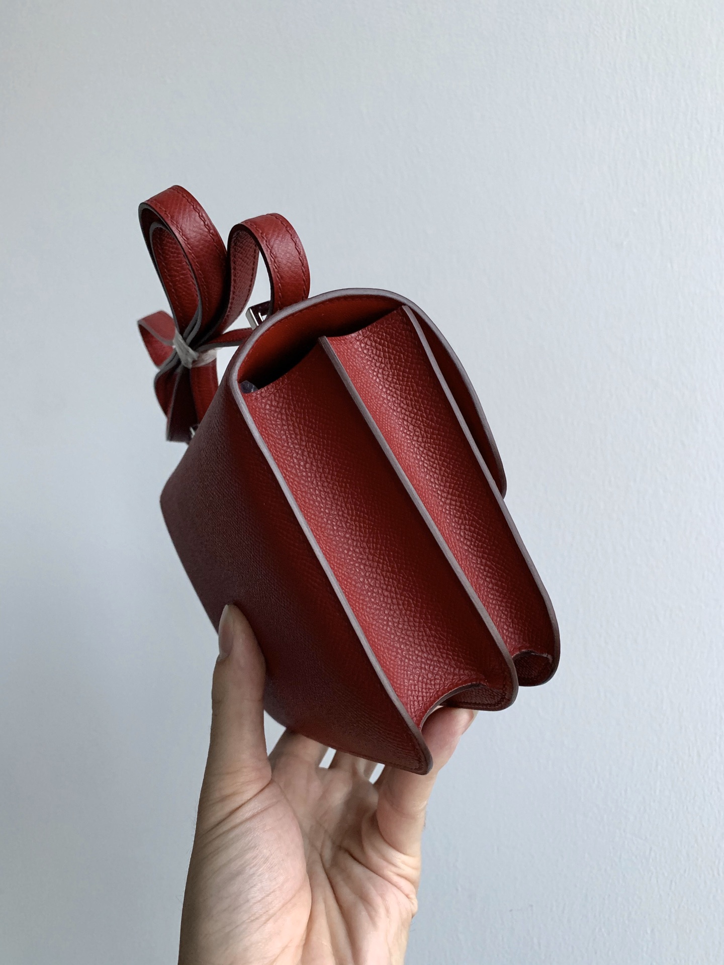 Hermès Constance 19 ep [Pomegranate Red] Silver Buckle
