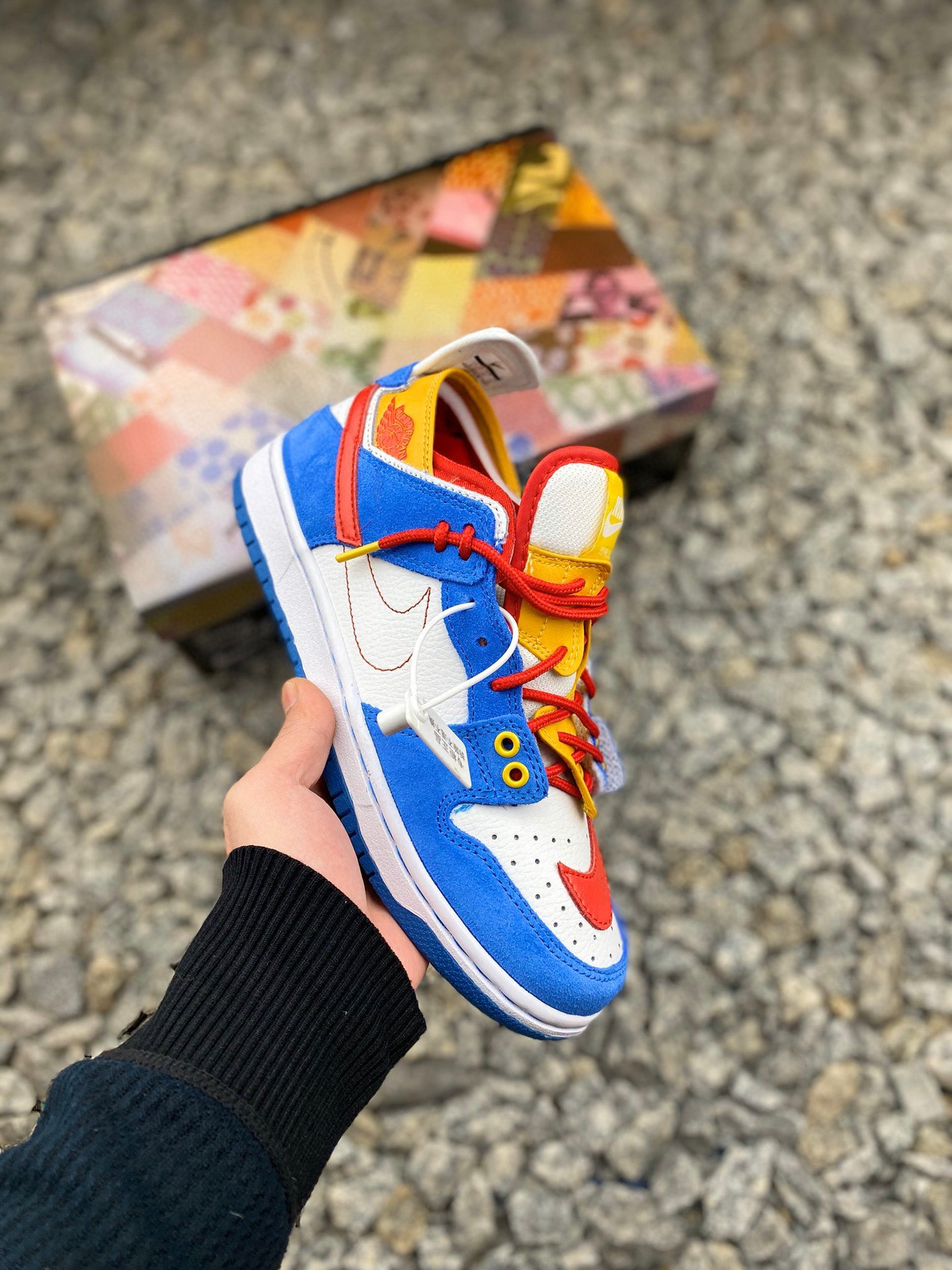 230 Dunk SB low联手EJDER 主理人打造Nike Dunk SB 巴黎时装周走秀 CZ8149-700