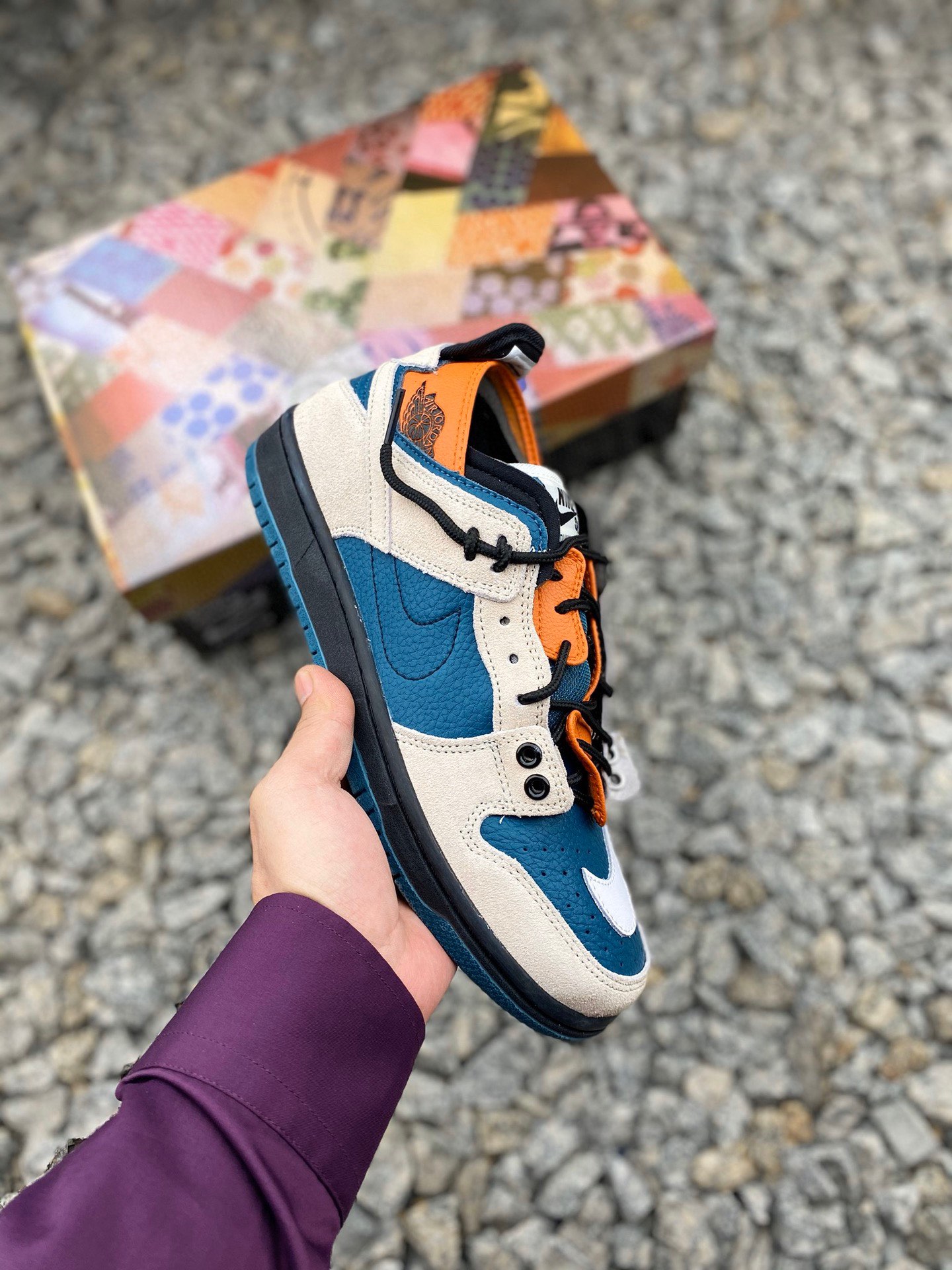 230 Dunk SB low联手EJDER 主理人打造Nike Dunk SB 巴黎时装周走秀 CZ8149-700