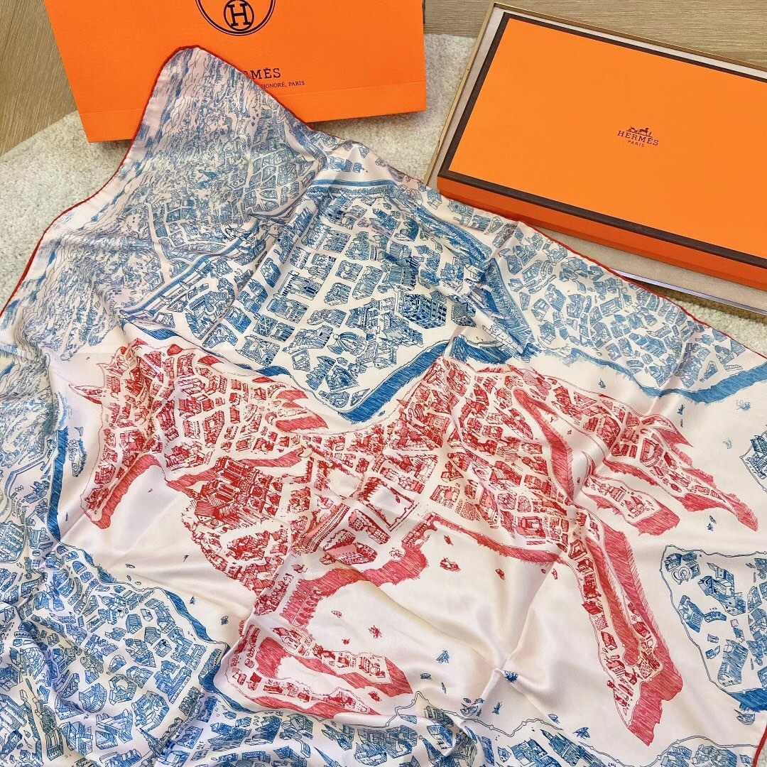 Hermès Bag Collection crafted with premium materials and signature 9