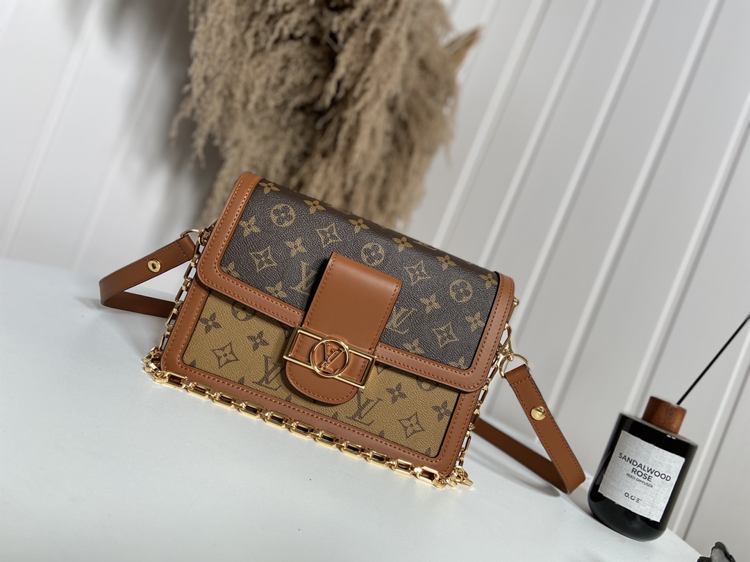 Louis Vuitton LV Dauphine Clutches & Pouch Bags Messenger Bags 2023 Luxury Replicas
 Yellow Monogram Canvas Cowhide Spring Collection Chains M44391