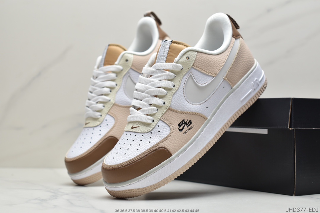 200 耐克 Air Force 1 Premium 空军一典号经板鞋 CV3039-101