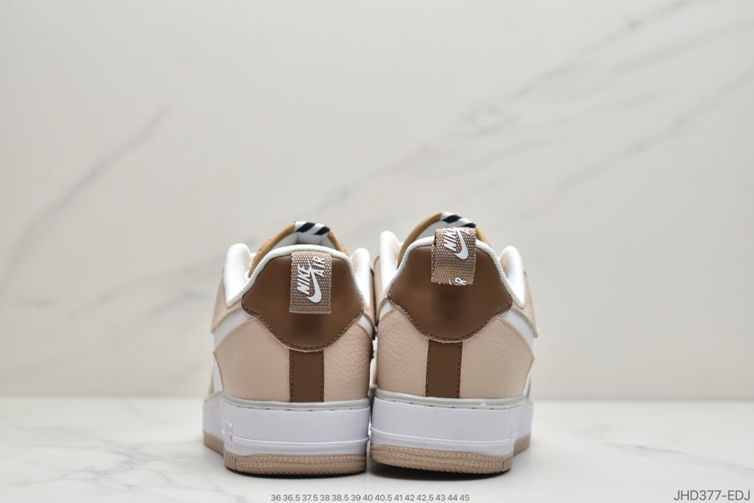 200 耐克 Air Force 1 Premium 空军一典号经板鞋 CV3039-101