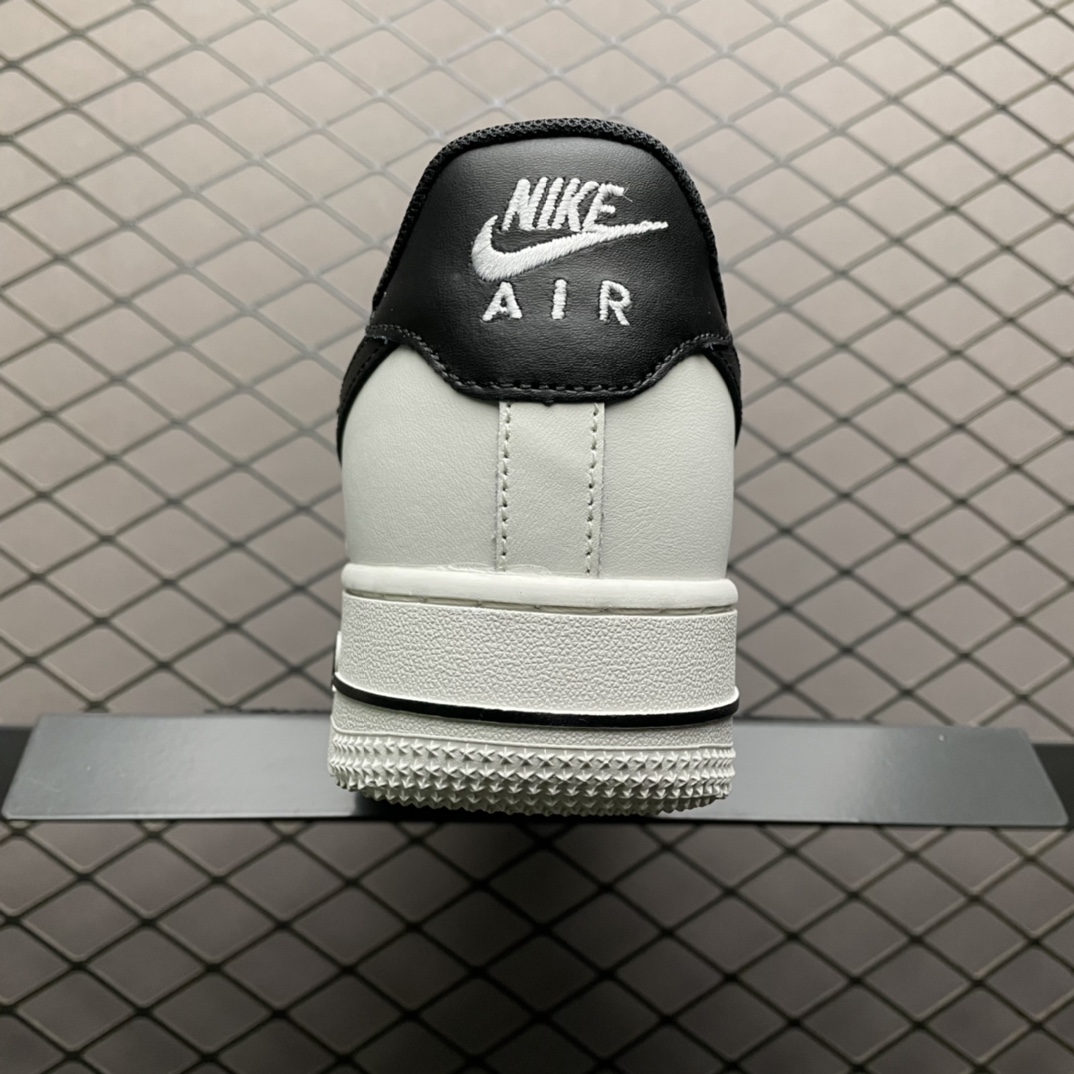 180 NK Air Force 1 空军一号低帮休闲运动板鞋 AH0287-211