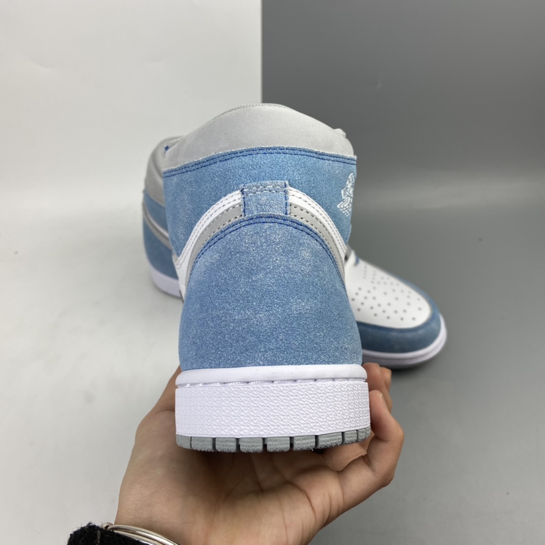 300 Air Jordan 1 Hyper Royal AJ1乔1水洗北卡蓝 高帮篮球鞋 555088-402