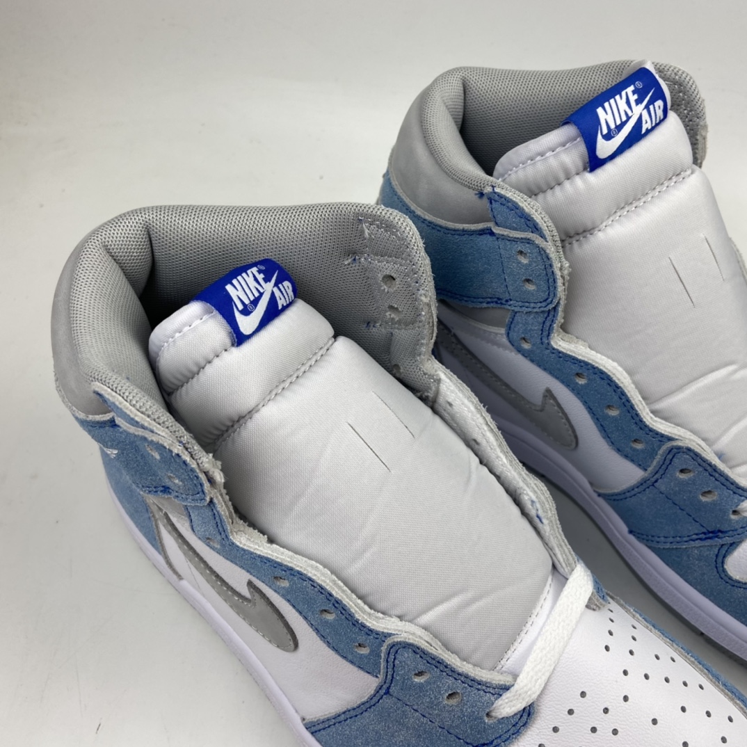 300 Air Jordan 1 Hyper Royal AJ1乔1水洗北卡蓝 高帮篮球鞋 555088-402