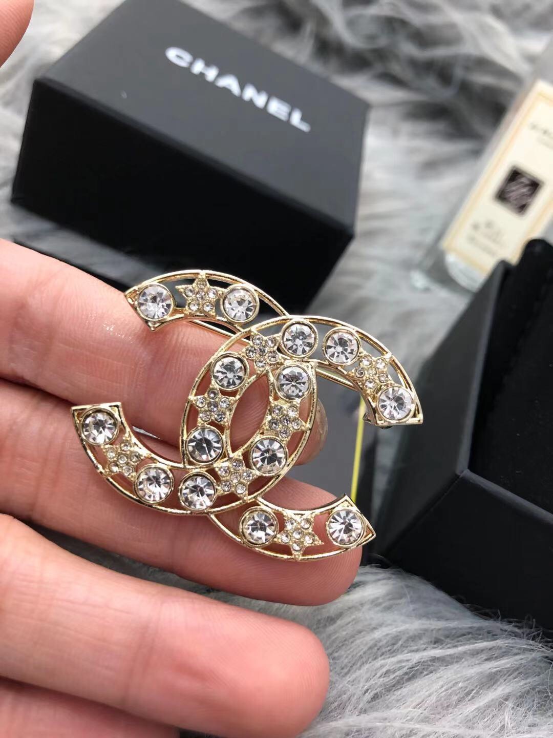 Chanel 小香 火爆最新 春夏系列 胸针