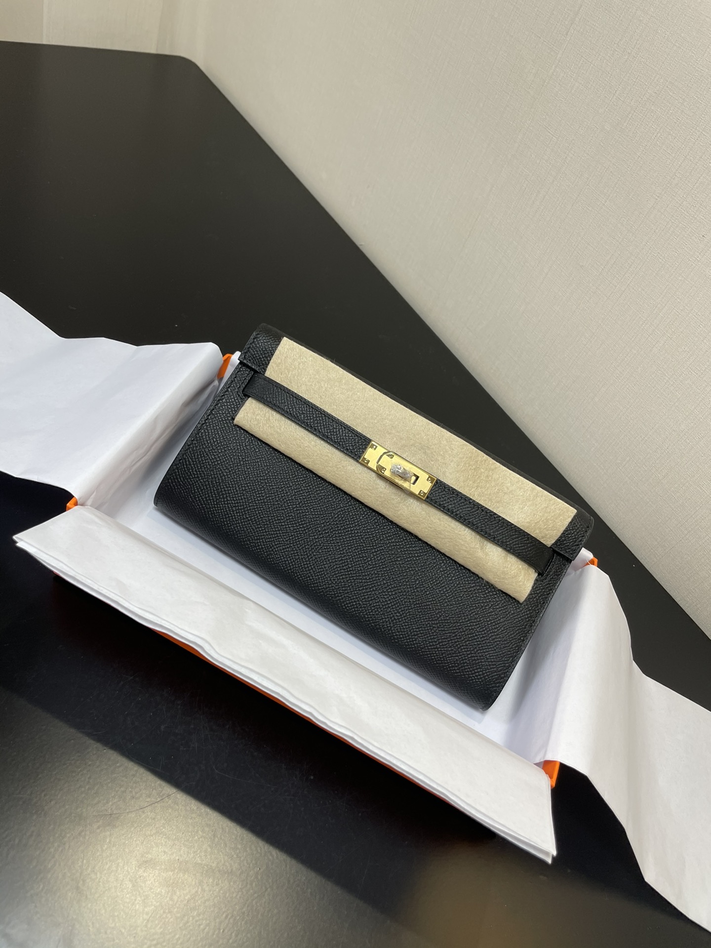 Hermes Kelly Preto Hardware Dourado Epsom