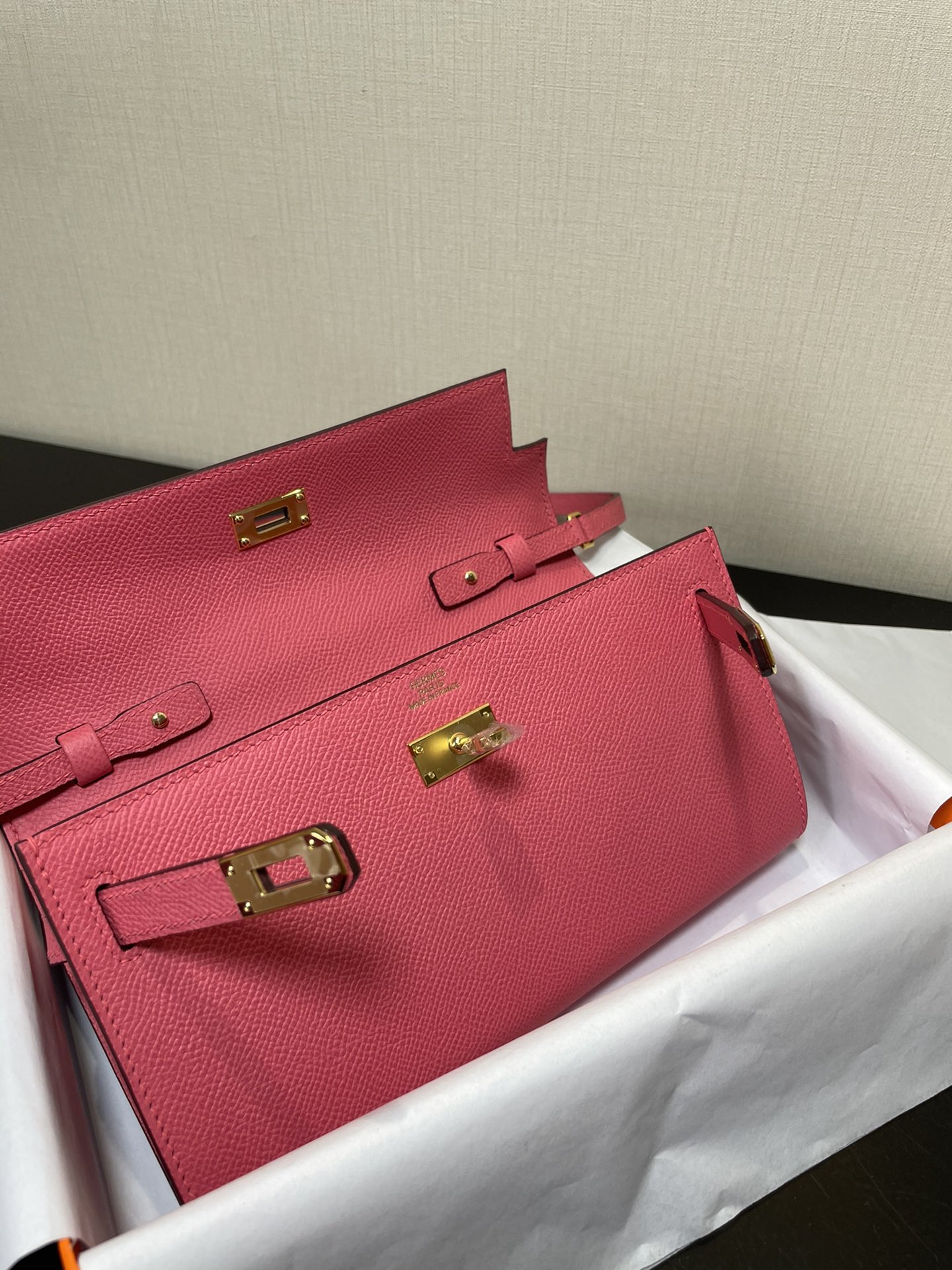 Hermès Kelly woc best-selling model, everyone must pay for it, practical, multi-purpose, detailed picture Color lipstick powder, leather epsom [R
