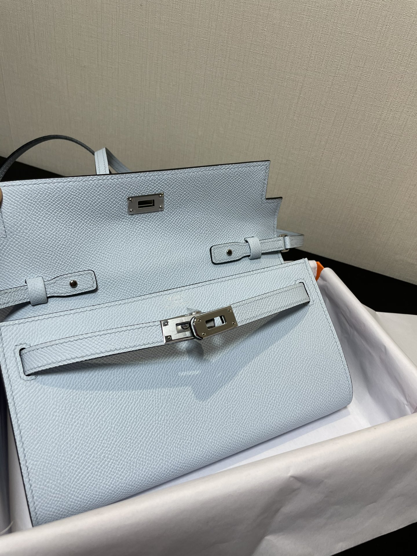 Hermès Kelly woc best-selling model, everyone must pay for it, practical, multi-purpose, detailed picture Color haze blue, leather epsom [ready s