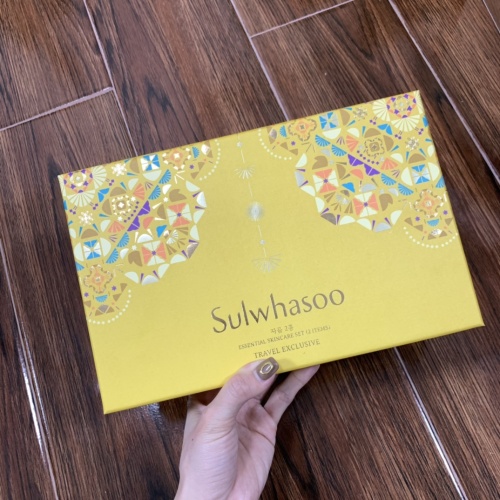 Sulwhasoo Essential Skincare Set,Hydrating and Nourishing, Travel Exclusive 1 Sulwhasoo Essential Skincare Set,Hydrating and Nourishing, Travel Exclusive