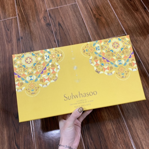 Sulwhasoo Basic Skincare Set - Hydrating & Nourishing Korean Beauty Essentials 1 Sulwhasoo Basic Skincare Set - Hydrating & Nourishing Korean Beauty Essentials