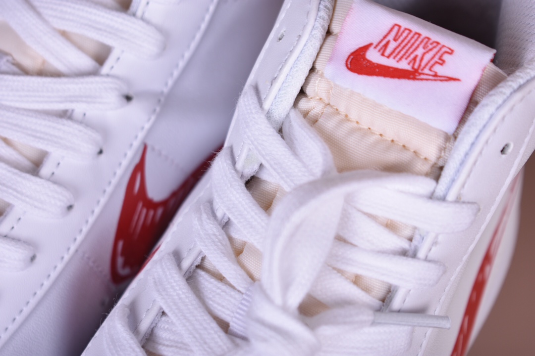 160 Nike Blazer Mid VNTG ‘77 开拓者 涂鸦 红勾 复古经典中帮百搭休闲运动板鞋CW7580-100-莆田鞋,莆田鞋货源,高仿鞋,高仿鞋货源,安福档口,莆田高仿鞋,莆田鞋批发,高仿鞋批发,莆田高仿运动鞋,高仿运动鞋,莆田运动鞋 160 Nike Blazer Mid VNTG ‘77 开拓者 涂鸦 红勾 复古经典中帮百搭休闲运动板鞋CW7580-100