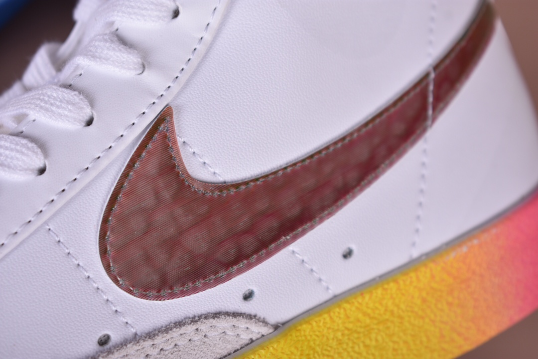 160 Nike Blazer Mid ’1977 Vintage WE”Multi-Color” 全息镭射小OW“白头层R8纹 炫彩PVC钩子彩虹渐变透明底”经典开拓者高帮百搭休闲运动板鞋 CZ8653-136-莆田鞋,莆田鞋货源,高仿鞋,高仿鞋货源,安福档口,莆田高仿鞋,莆田鞋批发,高仿鞋批发,莆田高仿运动鞋,高仿运动鞋,莆田运动鞋 160 Nike Blazer Mid ’1977 Vintage WE”Multi-Color” 全息镭射小OW“白头层R8纹 炫彩PVC钩子彩虹渐变透明底”经典开拓者高帮百搭休闲运动板鞋 CZ8653-136
