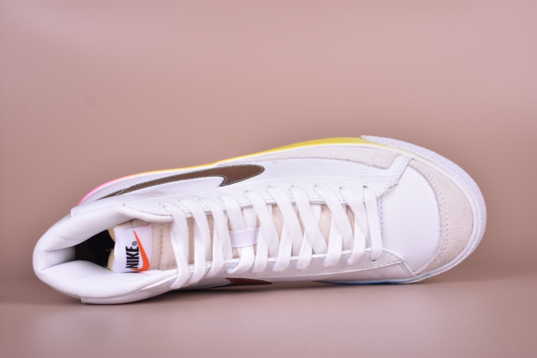 160 Nike Blazer Mid ’1977 Vintage WE”Multi-Color” 全息镭射小OW“白头层R8纹 炫彩PVC钩子彩虹渐变透明底”经典开拓者高帮百搭休闲运动板鞋 CZ8653-136-莆田鞋,莆田鞋货源,高仿鞋,高仿鞋货源,安福档口,莆田高仿鞋,莆田鞋批发,高仿鞋批发,莆田高仿运动鞋,高仿运动鞋,莆田运动鞋 160 Nike Blazer Mid ’1977 Vintage WE”Multi-Color” 全息镭射小OW“白头层R8纹 炫彩PVC钩子彩虹渐变透明底”经典开拓者高帮百搭休闲运动板鞋 CZ8653-136