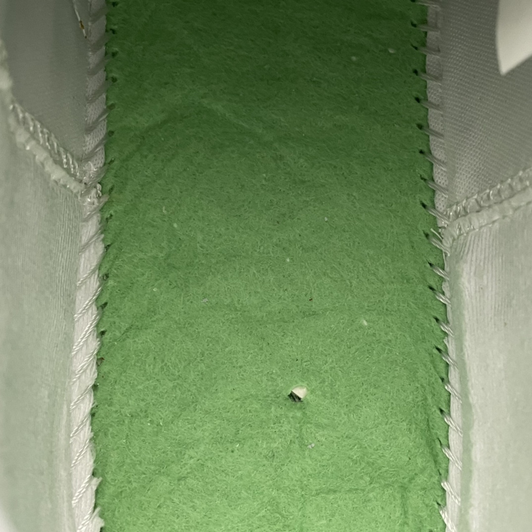 220 Nike Blazer Mid’77 Infinite 开拓者高帮休闲运动板鞋 DA7233-100