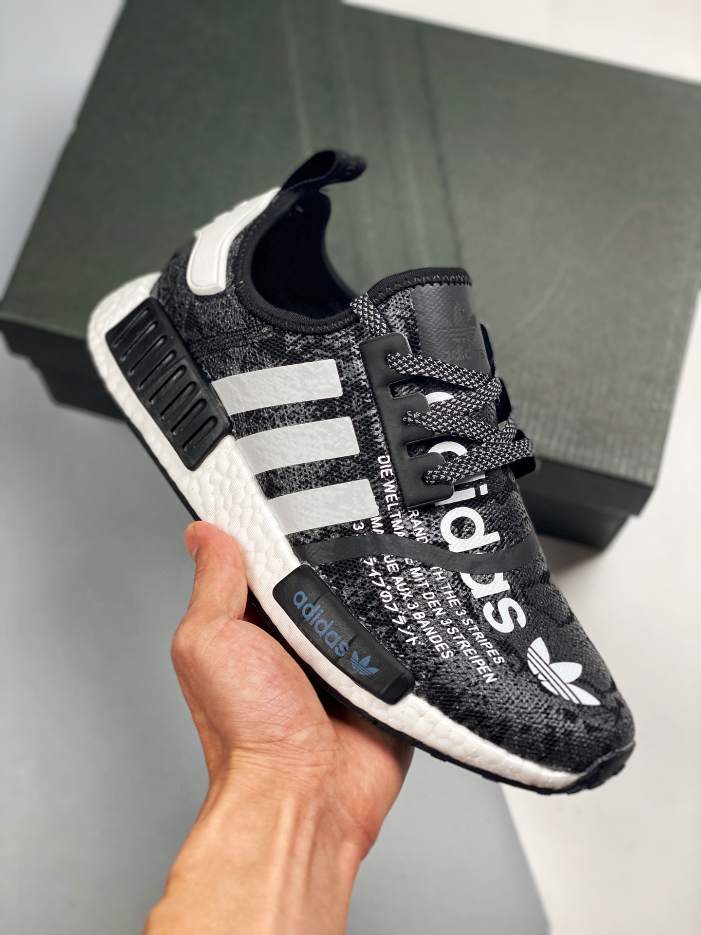 AD NMD _R1 blanco y negro, versión Hupu, lanzamiento sincronizado en tiendas ‼️ Almacenamiento en stock, suministro est…