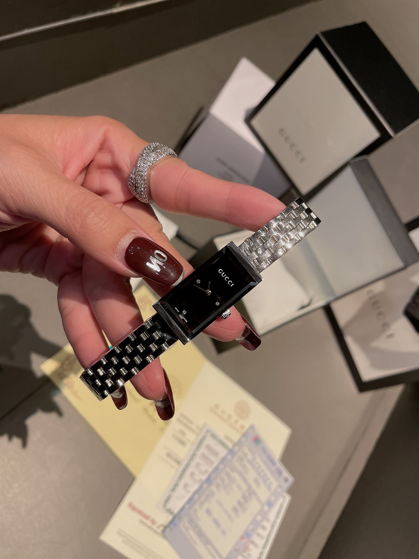 Gucci G-Frame silver case and bracelet, black dial 14mm Women's Quartz
