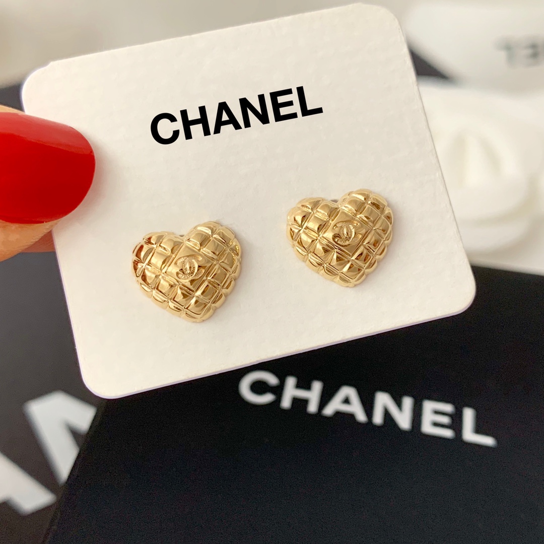 Chanel Chanel同款18K菱形爱心耳钉