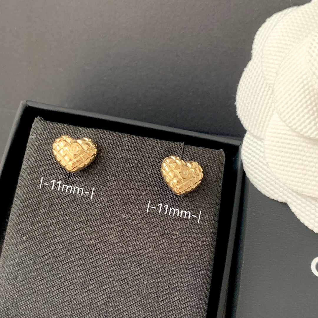 Chanel Chanel同款18K菱形爱心耳钉