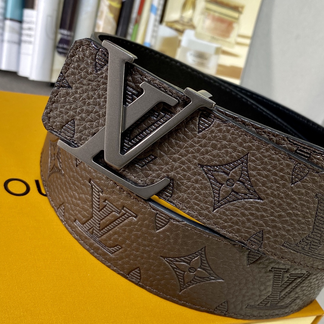 Louis Vuitton Belts Calfskin Cowhide