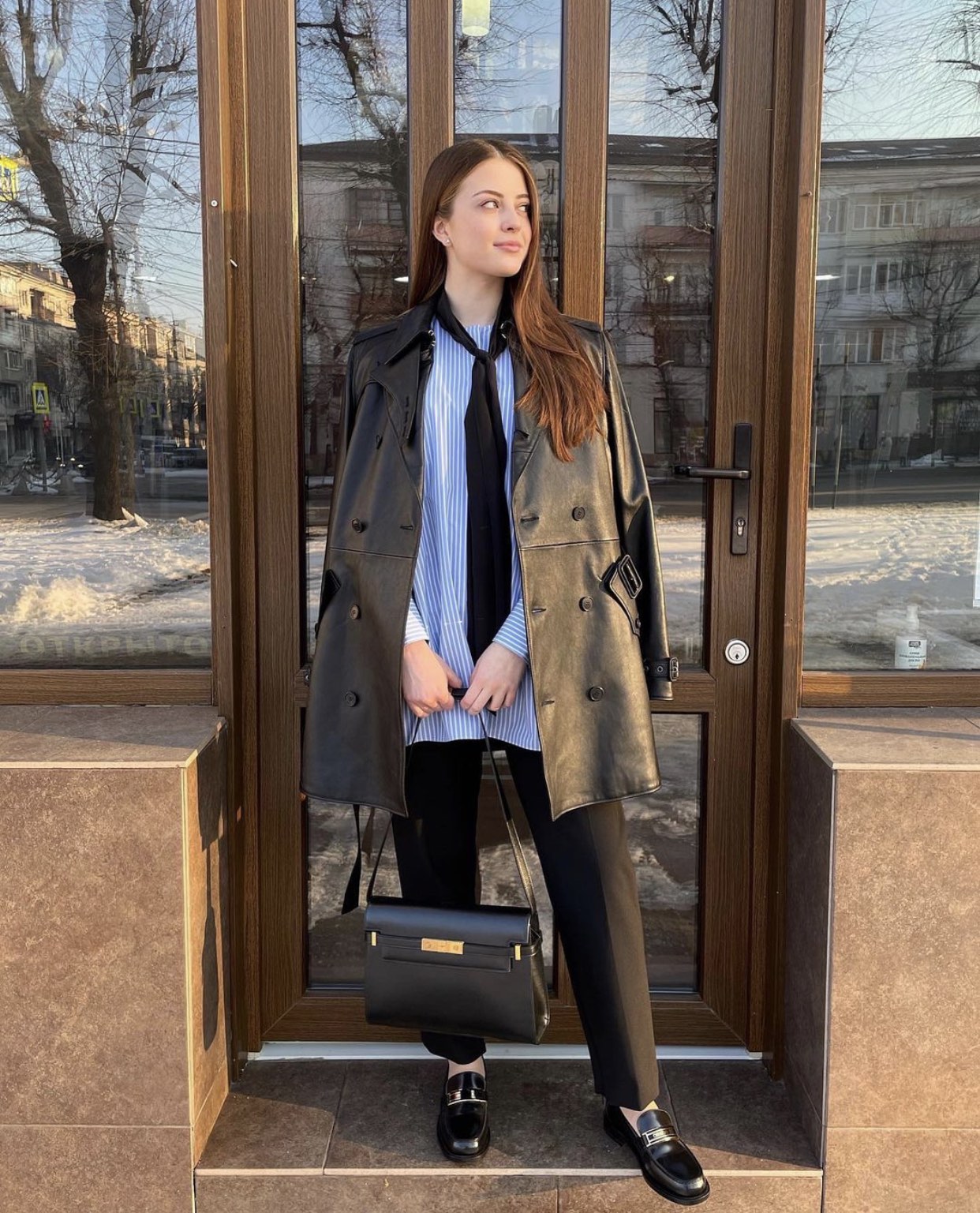 Ysl 𝑴𝒂𝒏𝒉𝒂𝒕𝒕𝒂𝒏 29CM曼哈顿法棍包 579271黑色牙签纹金扣