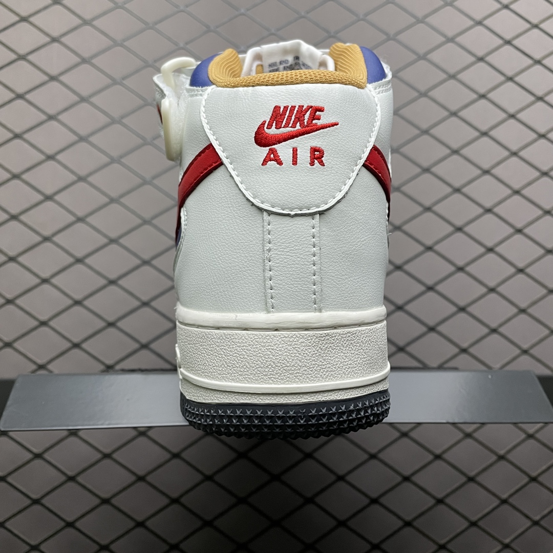 240 NK Air Force 1 ’07 空军一号中帮运动休闲板鞋 512745-068