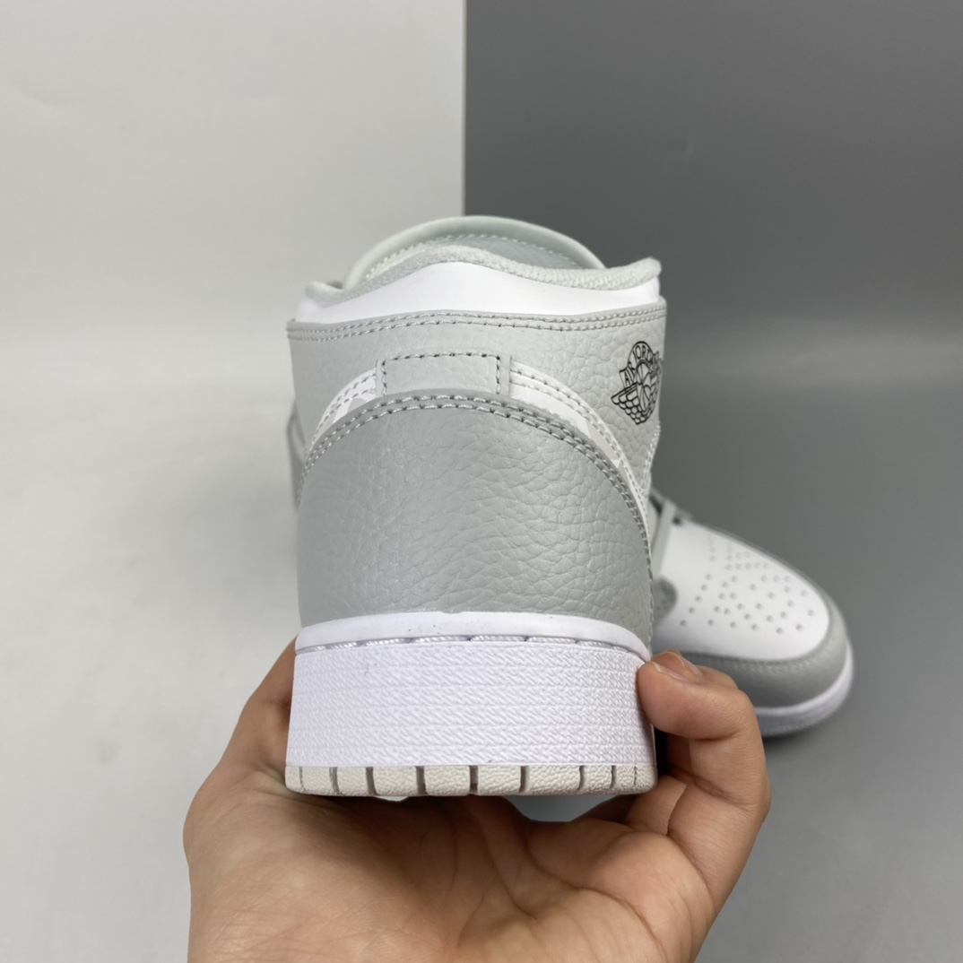 280 Air Jordan 1 Mid AJ1 乔1 中帮百搭休闲运动板鞋 DD3235-100
