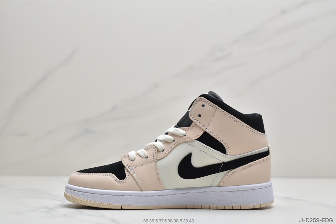 190  乔丹/Air Jordan 1 Mid AJ1 乔1 中帮搭百休运闲动板鞋BQ6472-800