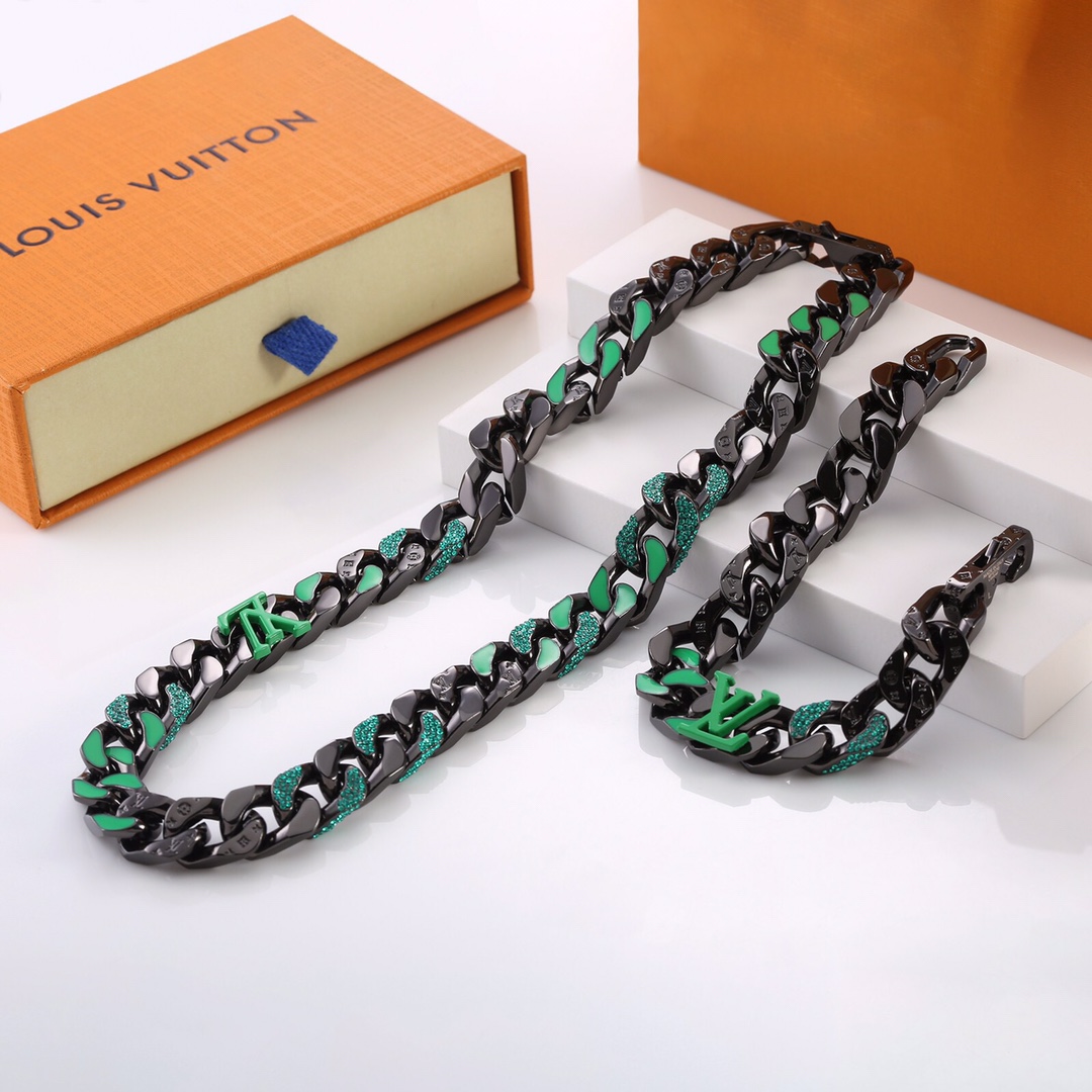 NO:103536,Bracelet P necklace LV macaron new black and green bracelet/necklace, Lv necklace Lv bracelet, louis vuitton, necklace, bracelet19860909手链p项链LV马卡龙新款黑绿手链/项链,Lv项链Lv手链,louis vuitton,necklace,bracelet,Jewelry