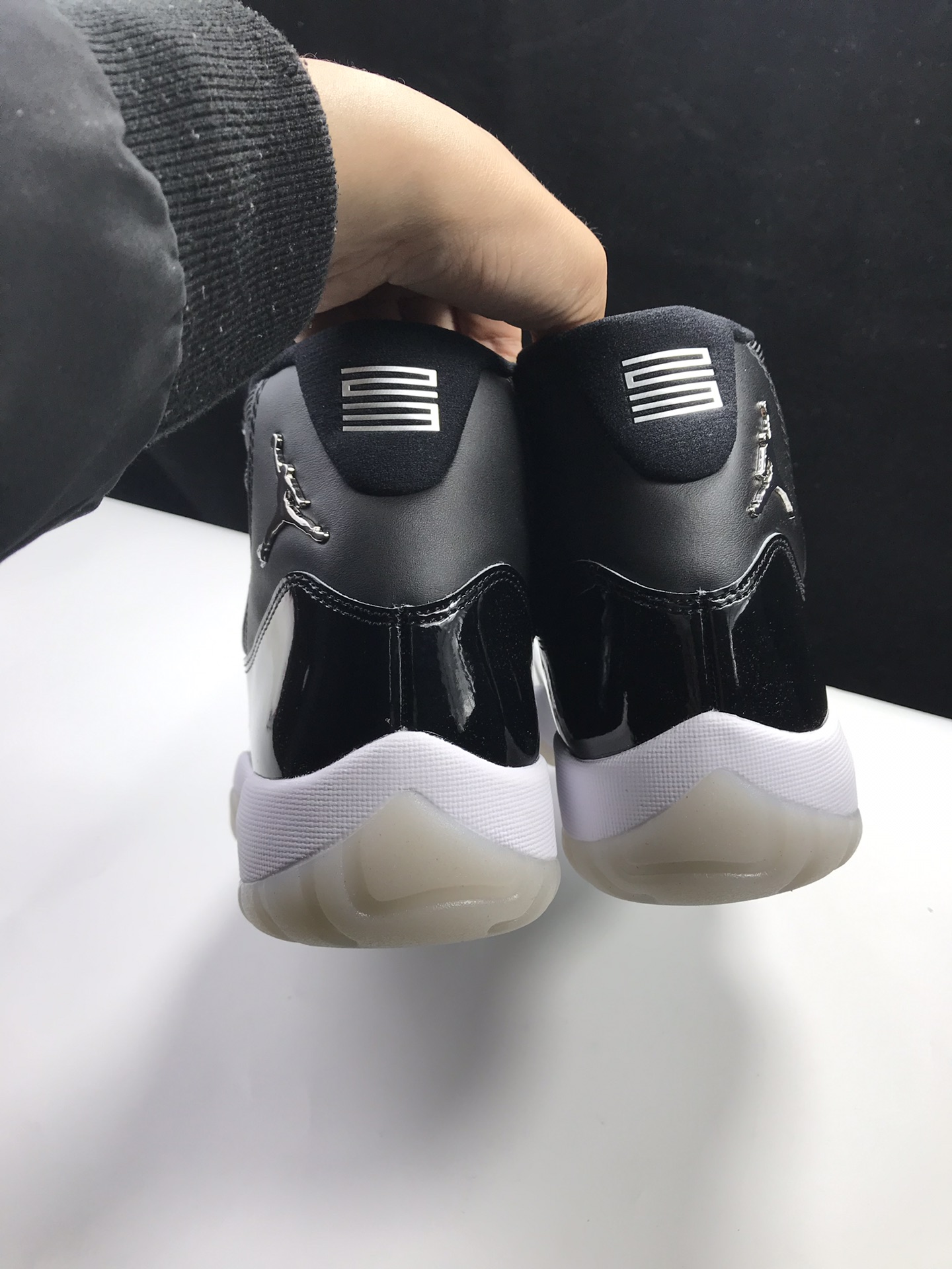 AJ11黑银鞋码36-47.5总裁R