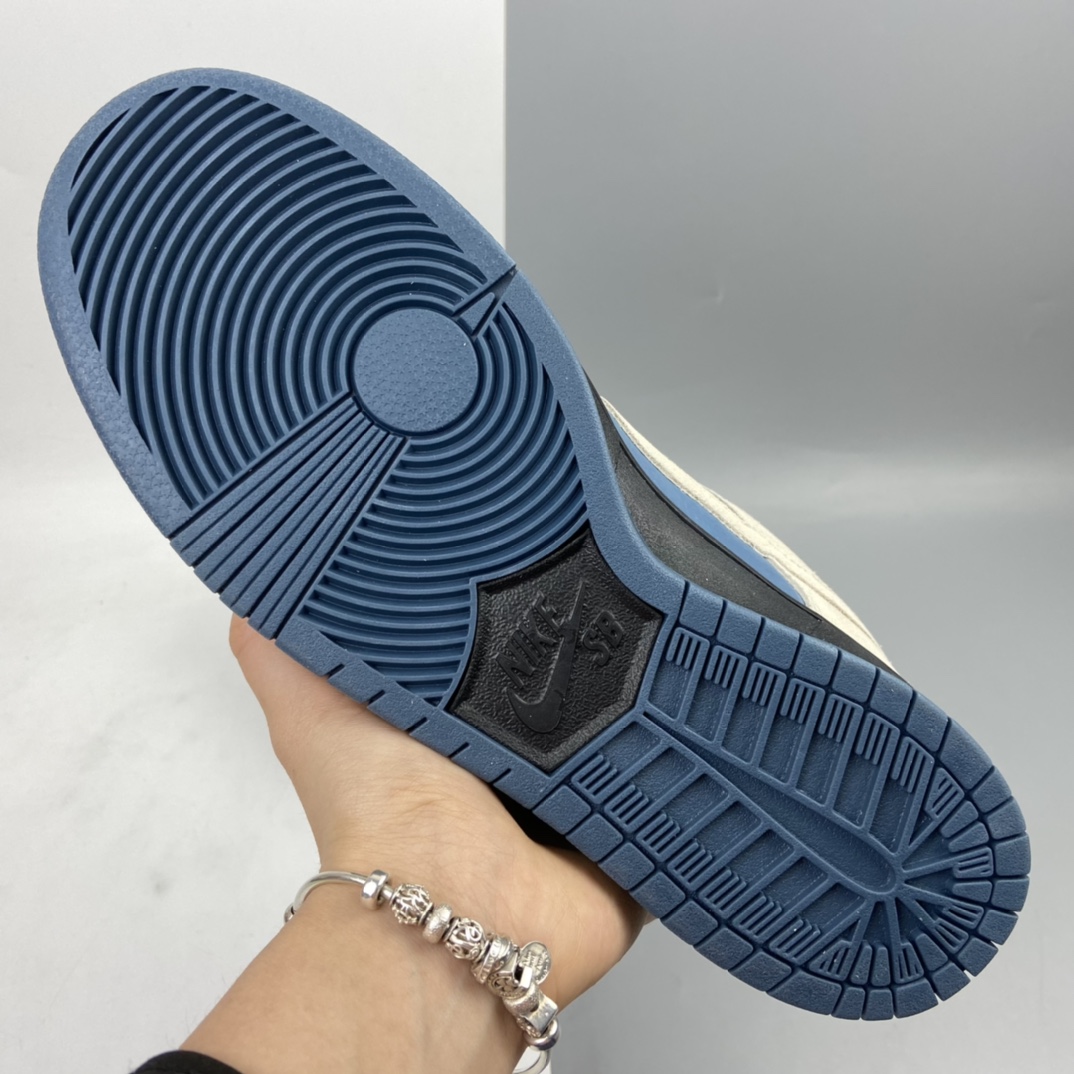 300 WE CLUB 58 x Nike SB Dunk Low Pro”Club 58 Gulf”扣篮系列低帮休闲运动滑板板鞋“麂皮浅海蓝白58”BQ6817-401-莆田鞋,莆田鞋货源,高仿鞋,高仿鞋货源,安福档口,莆田高仿鞋,莆田鞋批发,高仿鞋批发,莆田高仿运动鞋,高仿运动鞋,莆田运动鞋 300 WE CLUB 58 x Nike SB Dunk Low Pro”Club 58 Gulf”扣篮系列低帮休闲运动滑板板鞋“麂皮浅海蓝白58”BQ6817-401