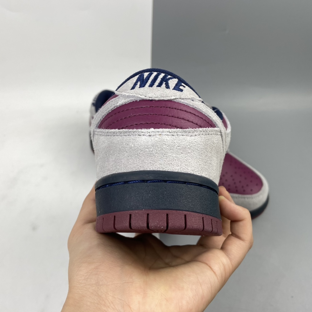 300 Nk SB Dunk Low 波尔多配色 SB板鞋 BQ6817-001-莆田鞋,莆田鞋货源,高仿鞋,高仿鞋货源,安福档口,莆田高仿鞋,莆田鞋批发,高仿鞋批发,莆田高仿运动鞋,高仿运动鞋,莆田运动鞋 300 Nk SB Dunk Low 波尔多配色 SB板鞋 BQ6817-001