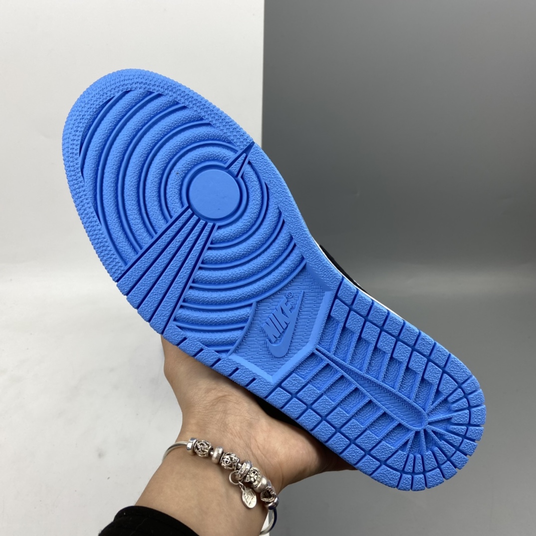 450 Air Jordan 1 Retro High OG “University Blue” 大学白蓝 555088-134-莆田鞋,莆田鞋货源,高仿鞋,高仿鞋货源,安福档口,莆田高仿鞋,莆田鞋批发,高仿鞋批发,莆田高仿运动鞋,高仿运动鞋,莆田运动鞋 450 Air Jordan 1 Retro High OG “University Blue” 大学白蓝 555088-134