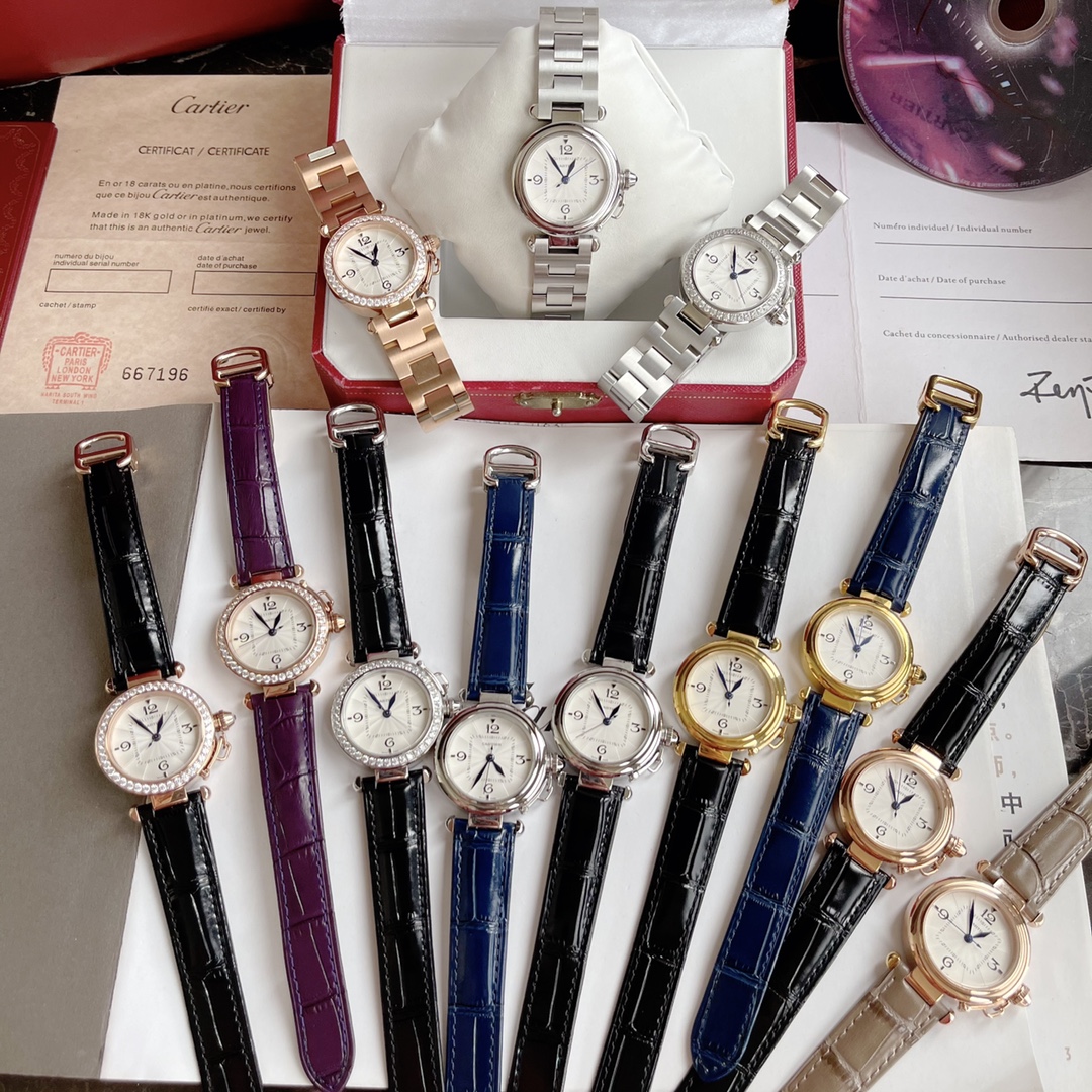 Cartier 卡地亚帕莎系列 腕表，方中有圆，35毫米表款，316L精钢表壳，意大利小牛皮表带，淬火钢蓝指针，蓝宝石水晶镜面