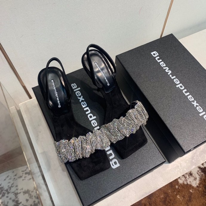 [McQueen Women